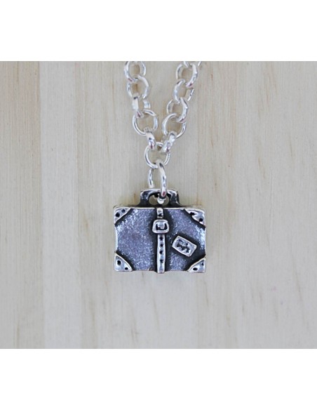 charm maleta