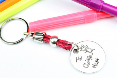 LLAVERO cuero trenzado CON DIBUJO HECHO POR LOS NIÑOS