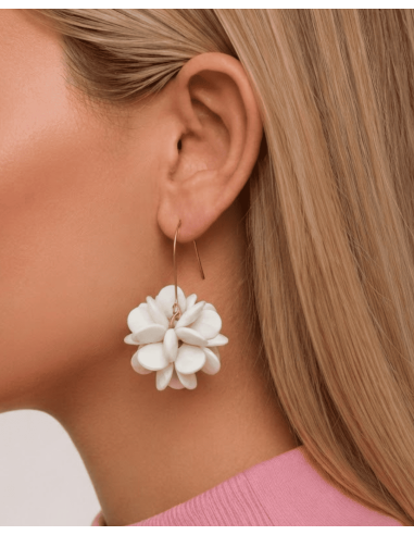 Pendientes flor blanca