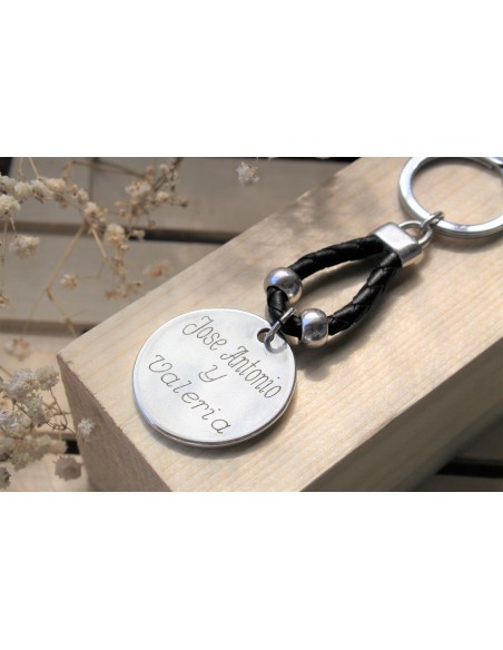LLAVERO CUERO TRENZADO NEGRO HECHO POR TU HIJO1